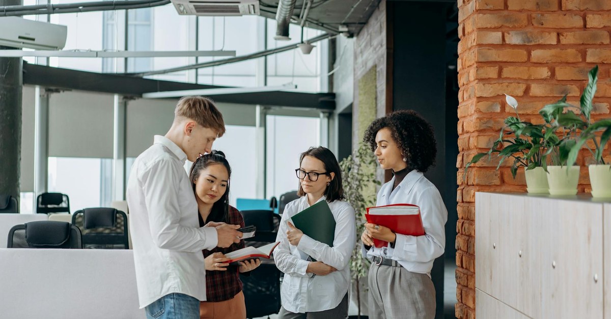 AI Adoption in Mexico: Challenging Assumptions for Business Leaders