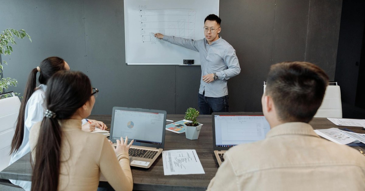 Avoiding Critical AI Adoption Mistakes: A Strategic Imperative for Enterprise Leaders