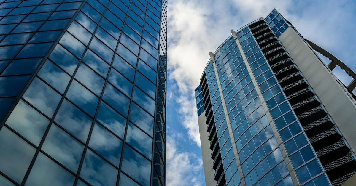 How Estate Agents Can Use AI Without Becoming Impersonal