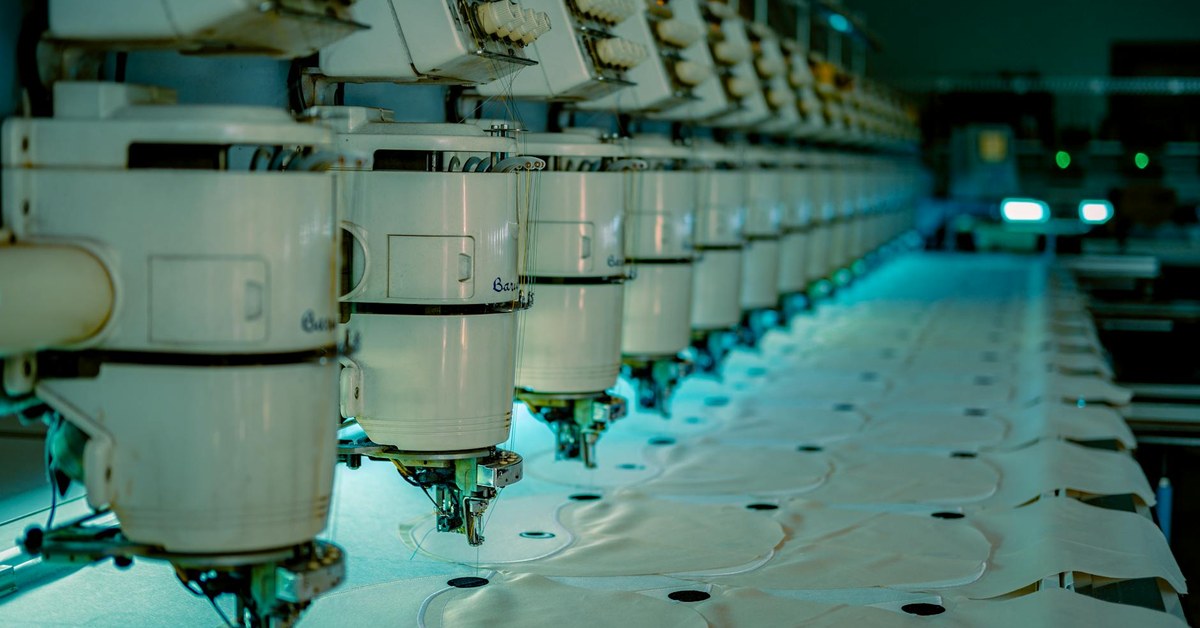 Strategic Imperatives for Integrating AI Tools for Manufacturing Efficiency