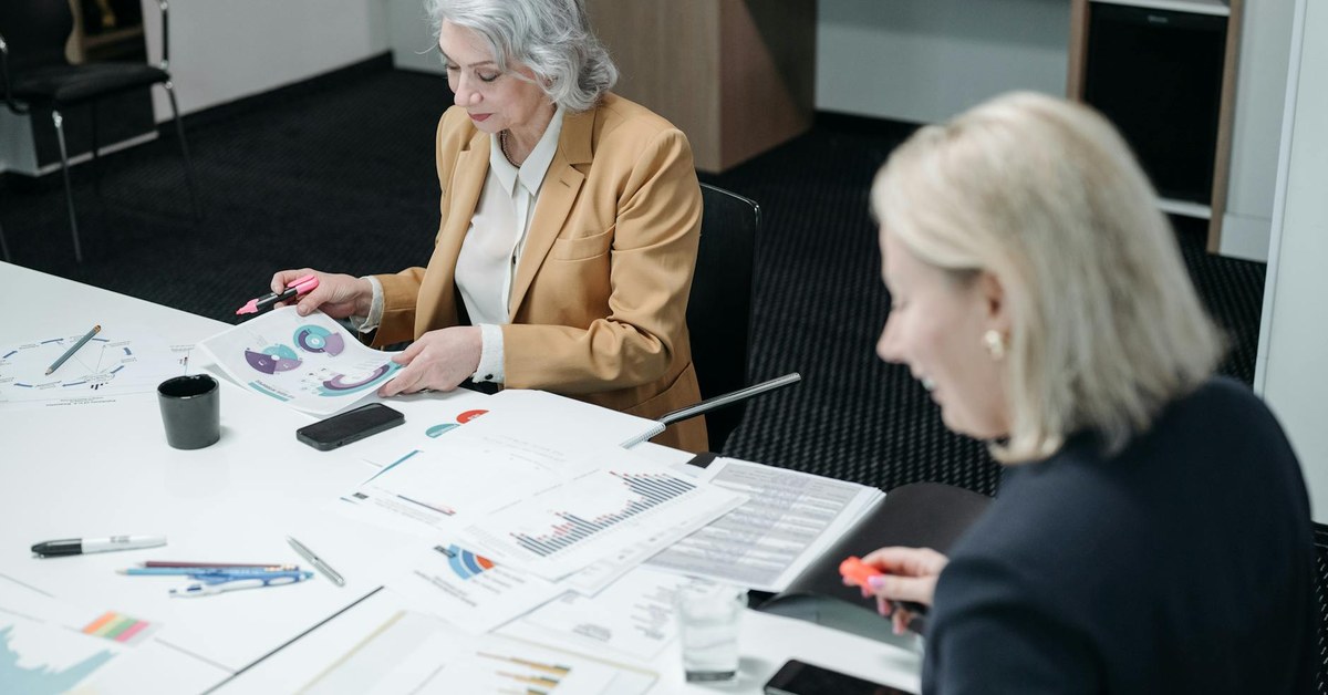 Build vs. Buy vs. Hire: Your AI Implementation Options Explained
