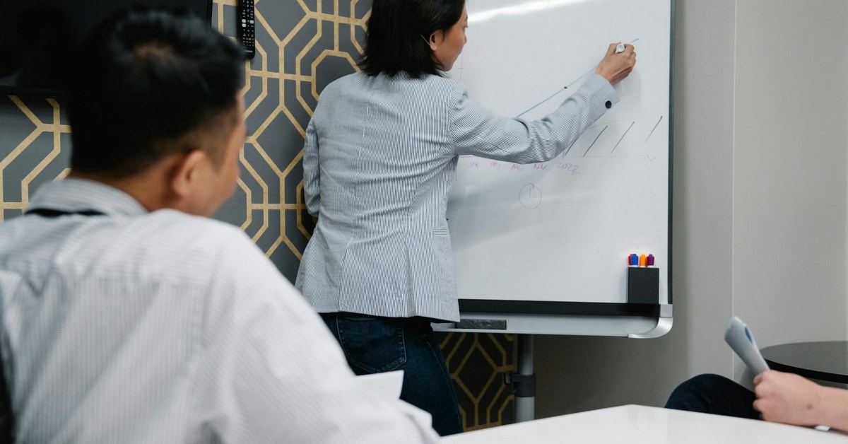 Can AI Replace HR Processes? A Strategic Analysis for Business Leaders