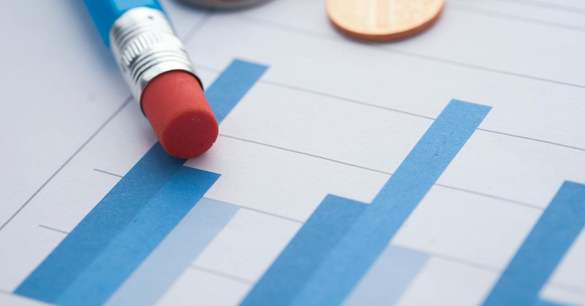 Unlocking Exponential Growth: The Compound Effect of Time Savings in Business Strategy