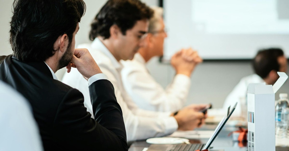 Decision Fatigue for Managing Directors: What the Data Shows