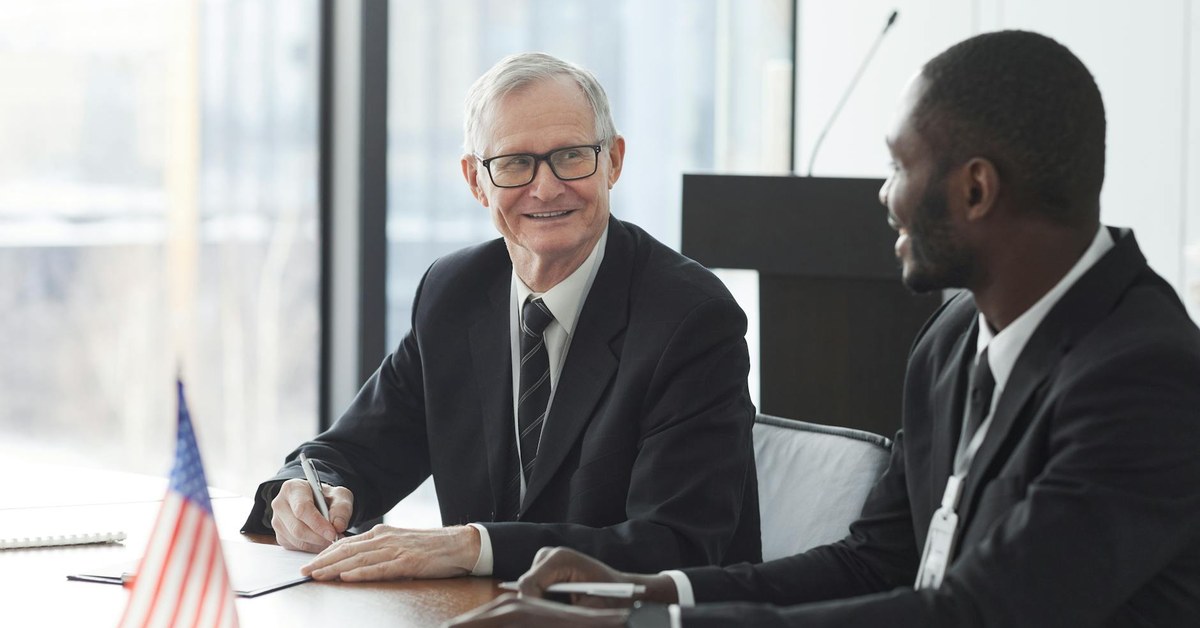 Unlocking Strategic Capacity: The True Executive Assistant Value for a CEO