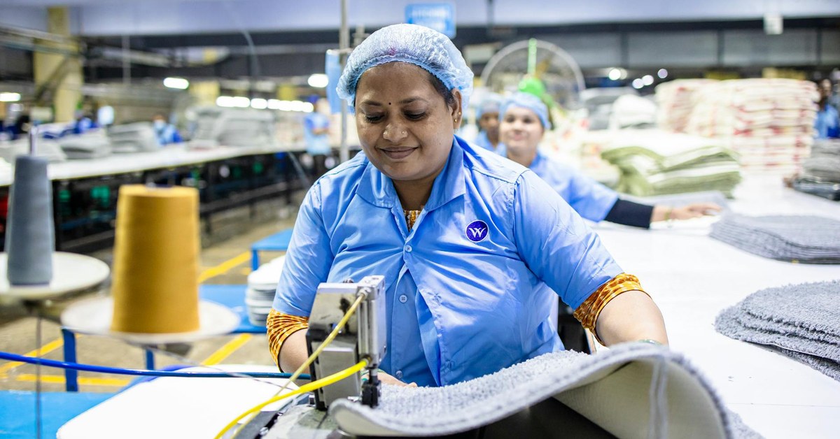Elevating Manufacturing Performance: Strategic Financial Management Efficiency