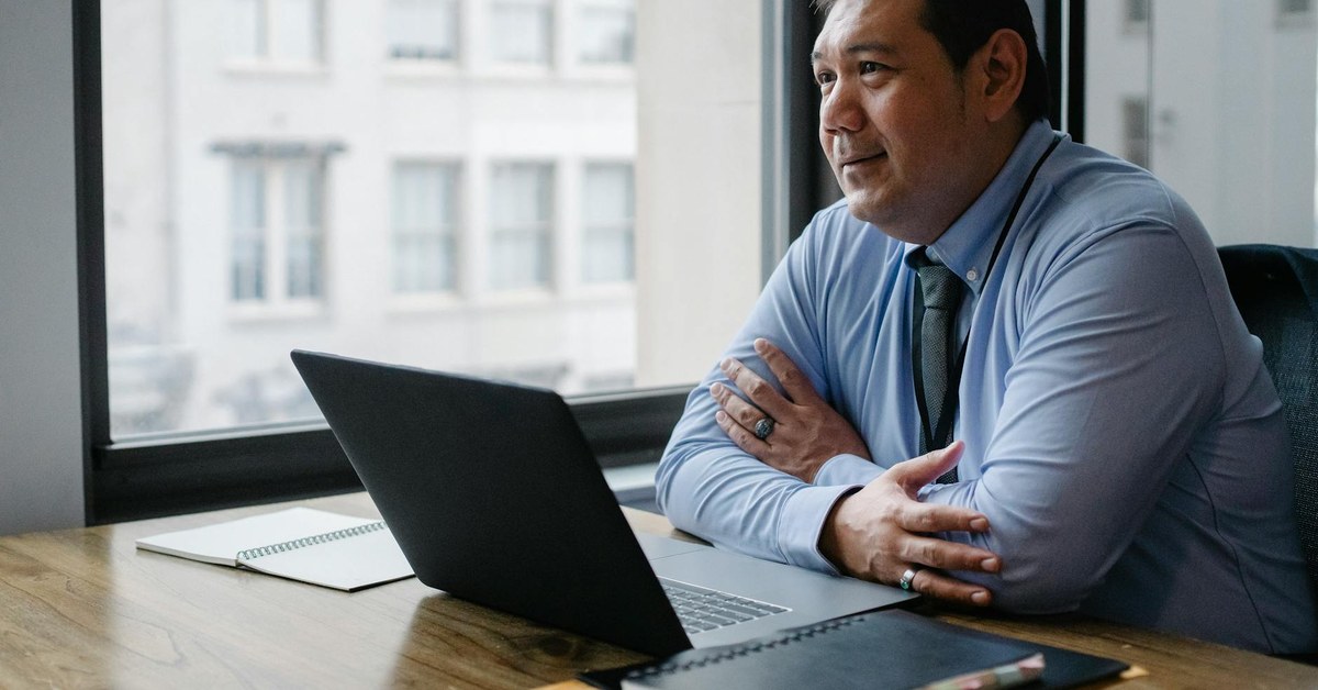 Unlocking Executive Bandwidth: How CEOs Find Time for Strategic Thinking Amidst Operational Demands