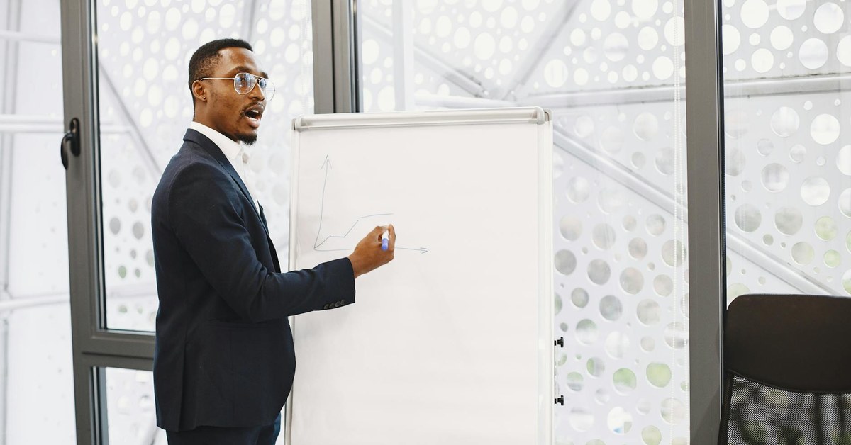 How to Assess Business Efficiency: A Strategic Imperative for Financial Leadership
