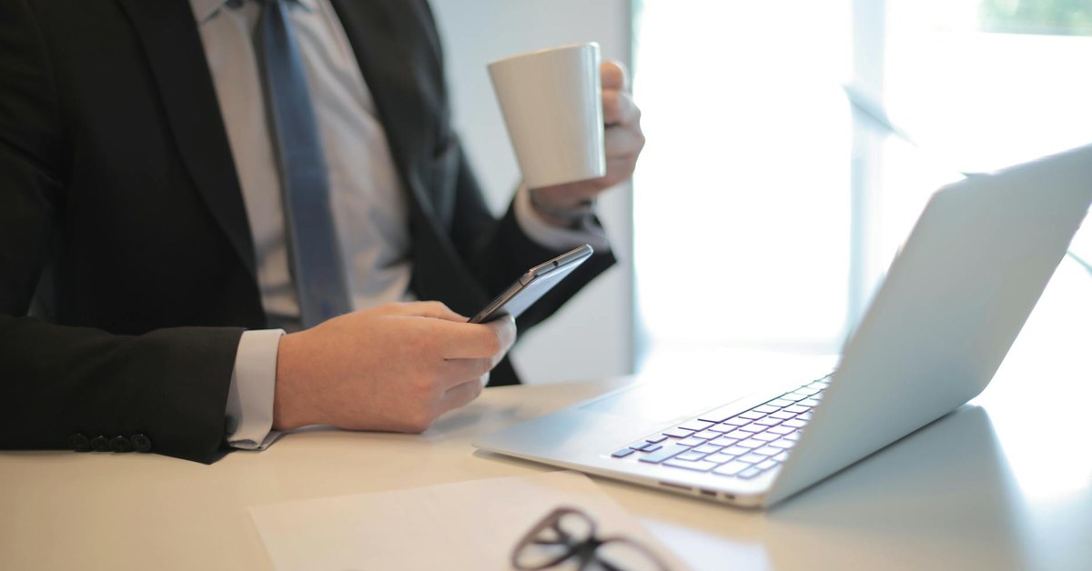 How to Deal with Email Anxiety as a Business Owner