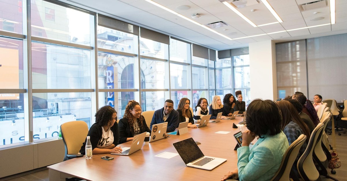 How to Say No to Meetings Without Offending Anyone
