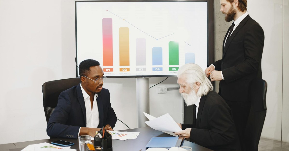 Optimising January Strategic Planning Time Allocation: Balancing Vision with Operational Imperatives