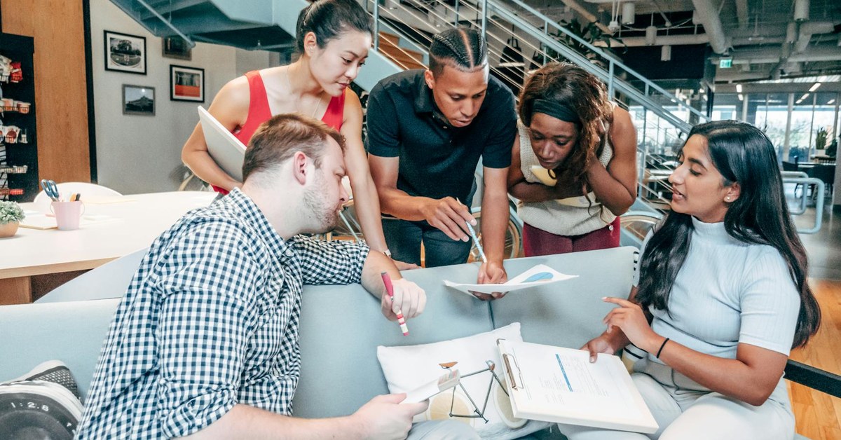Navigating the Nuances of Leadership Culture in UAE Business: A Strategic Imperative for Efficiency