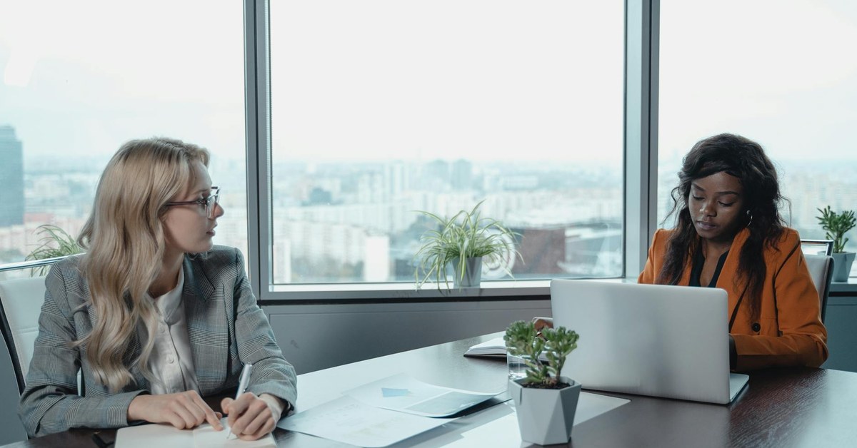 Meetings vs Memos: When to Write Instead of Talk
