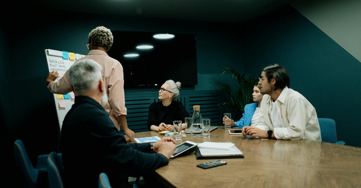 The Unseen Link: Why Operational Efficiency Stalls Without a Strategic Leadership Development Connection