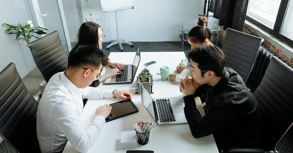 Unseen Time Drains: The Core Productivity Killers for General Counsels