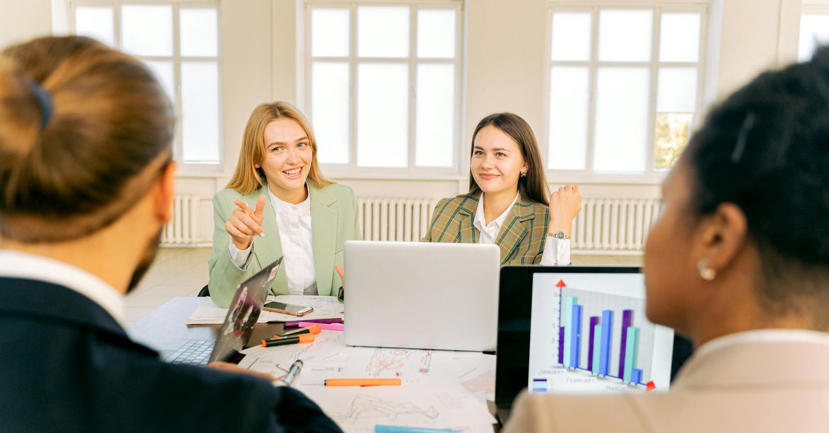 The Unseen Burden: Understanding the Productivity Killers for HR Directors