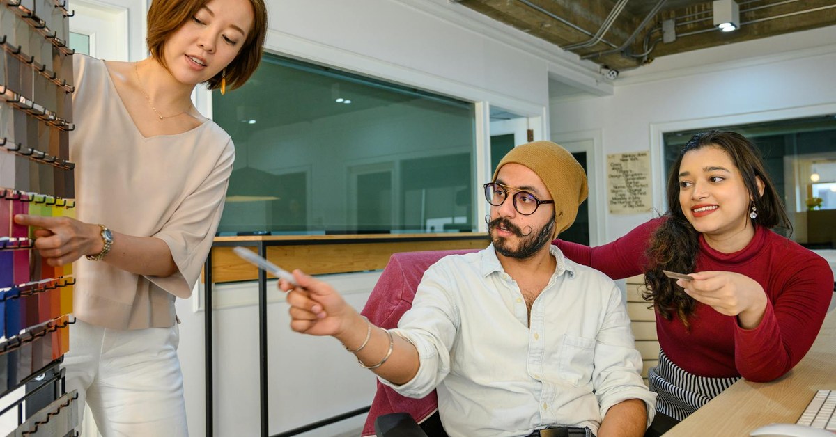 Strategic Reporting Efficiency for HR Directors: From Information to Impact