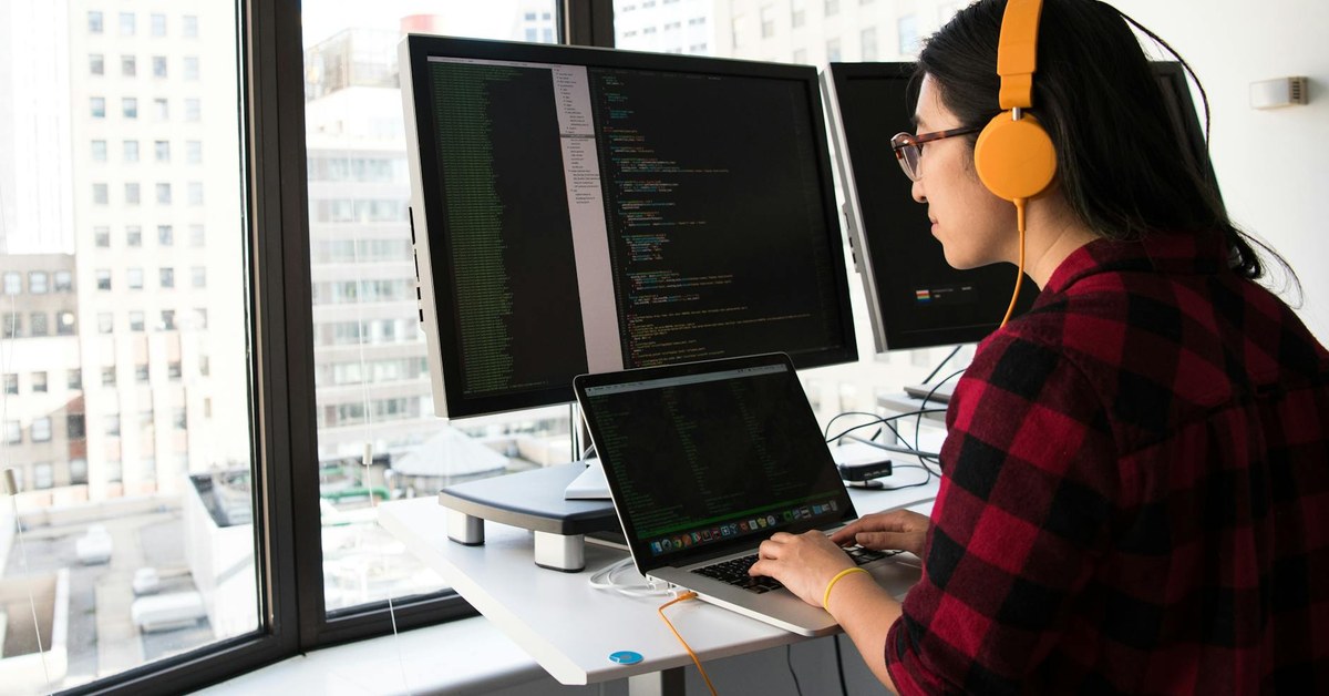 Beyond the Hype: examine the Reality of Technology Adoption in Brazil Business