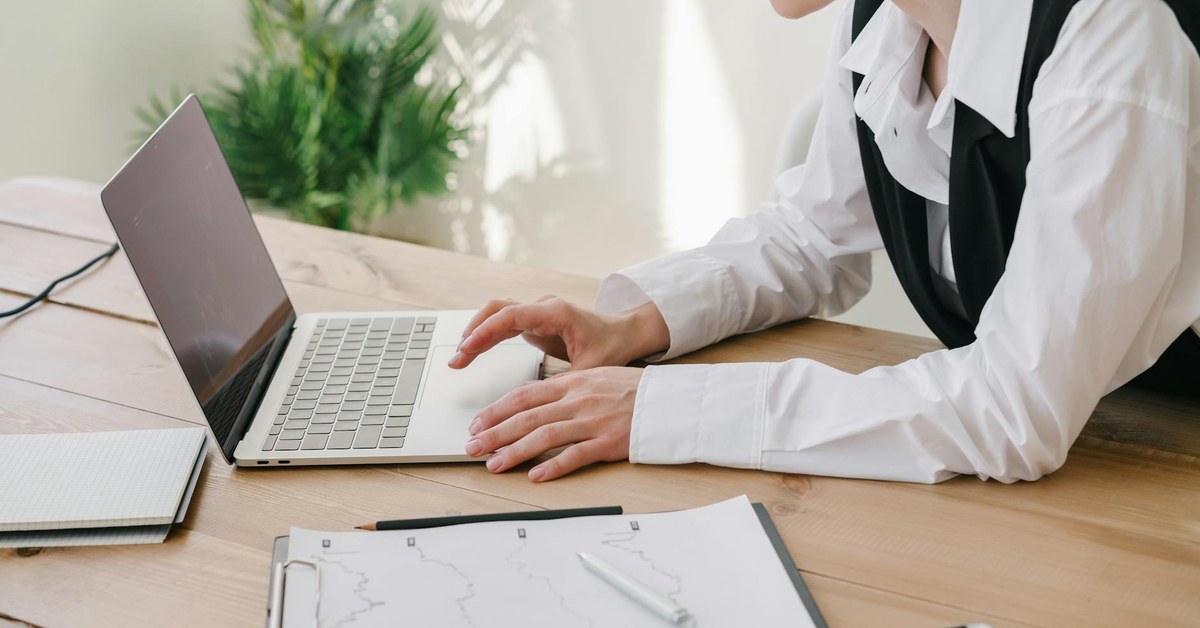 Beyond the Hype: Strategic Technology Adoption in Consultancy Firms