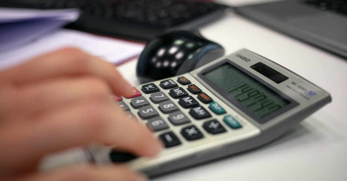 The Cost-Per-Decision Metric