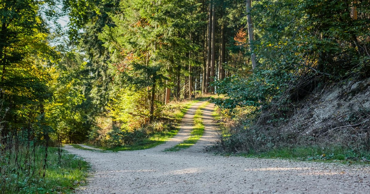 The Energy Cost of Unfinished Decisions Sitting in Your Head