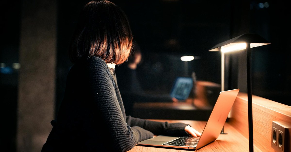 The Focus Multiplier Effect: Why 2 Focused Hours Beat 8 Distracted Ones