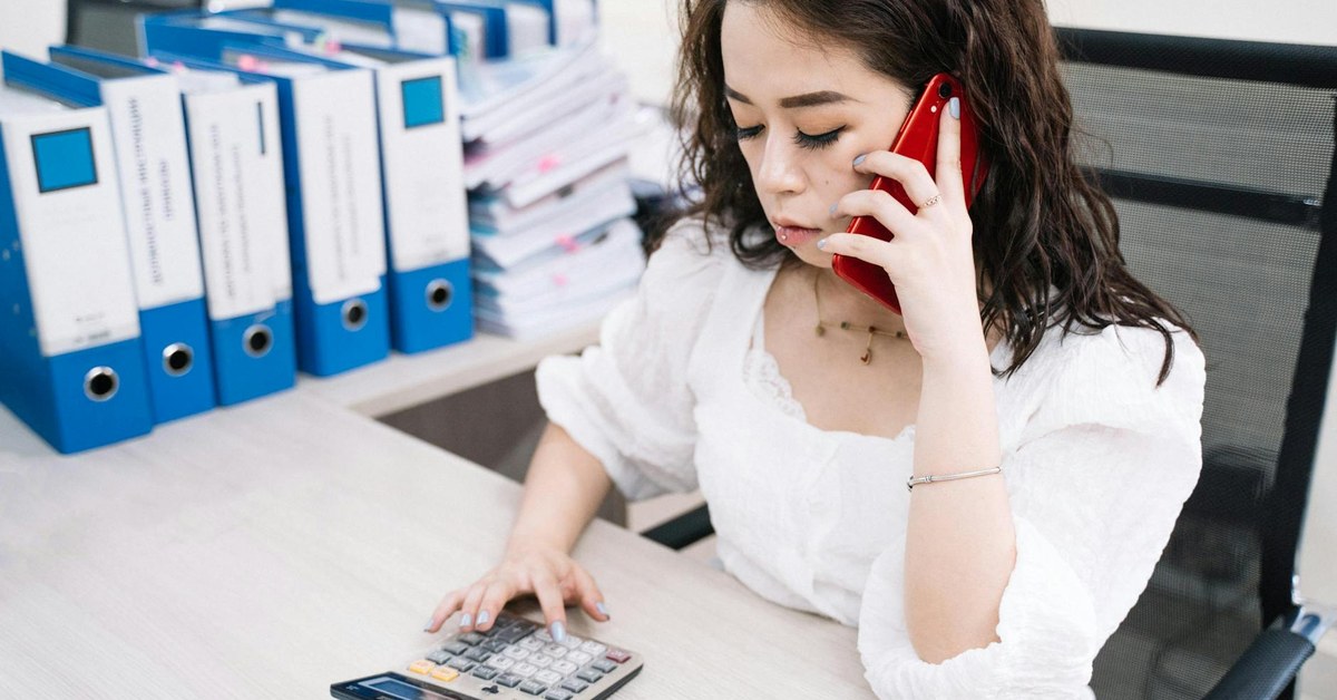 The ROI of Hiring Help vs Doing It Yourself