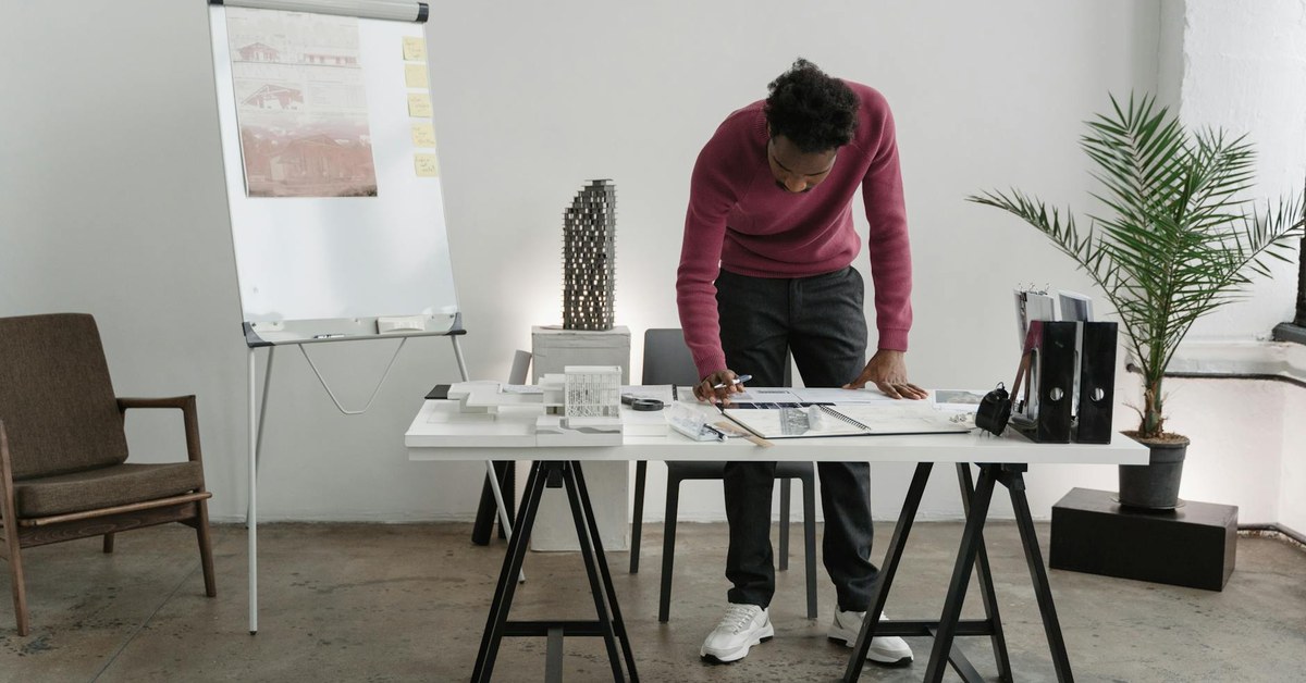 The Stand-Up Meeting Problem: Why Tech Teams' Efficiency Suffers