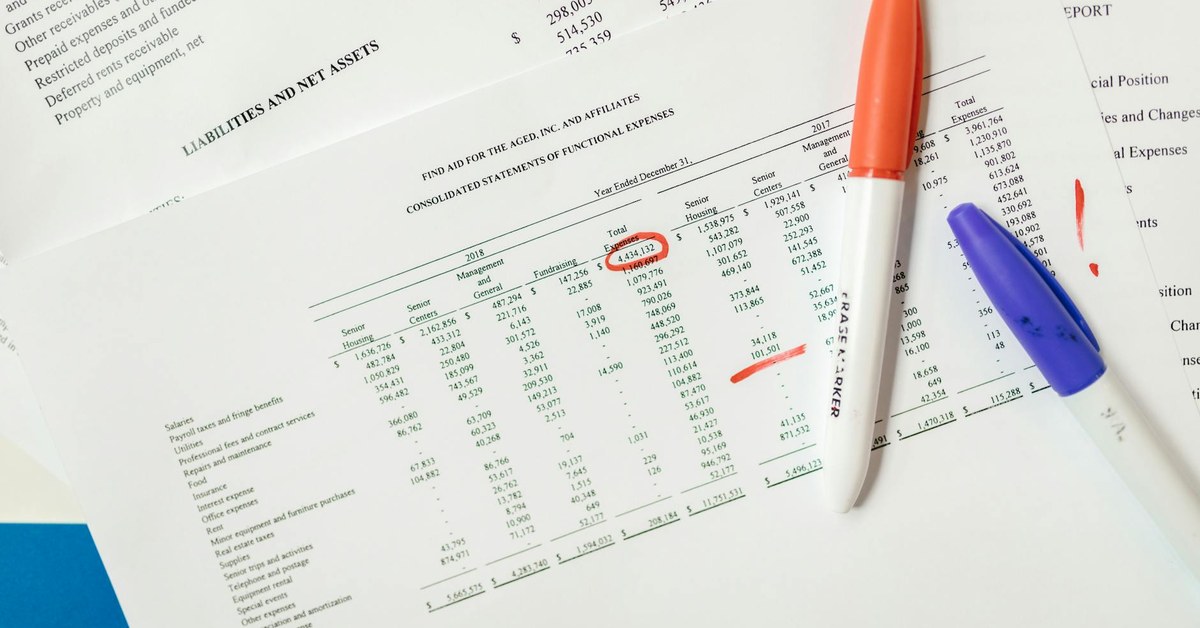 Strategic Vendor and Supplier Management in Financial Advisory Firms: Enhancing Operational Efficiency and Mitigating Risk