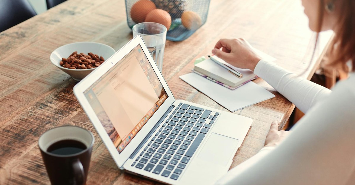 Why Async Communication Saves Senior Leaders Hours Every Week