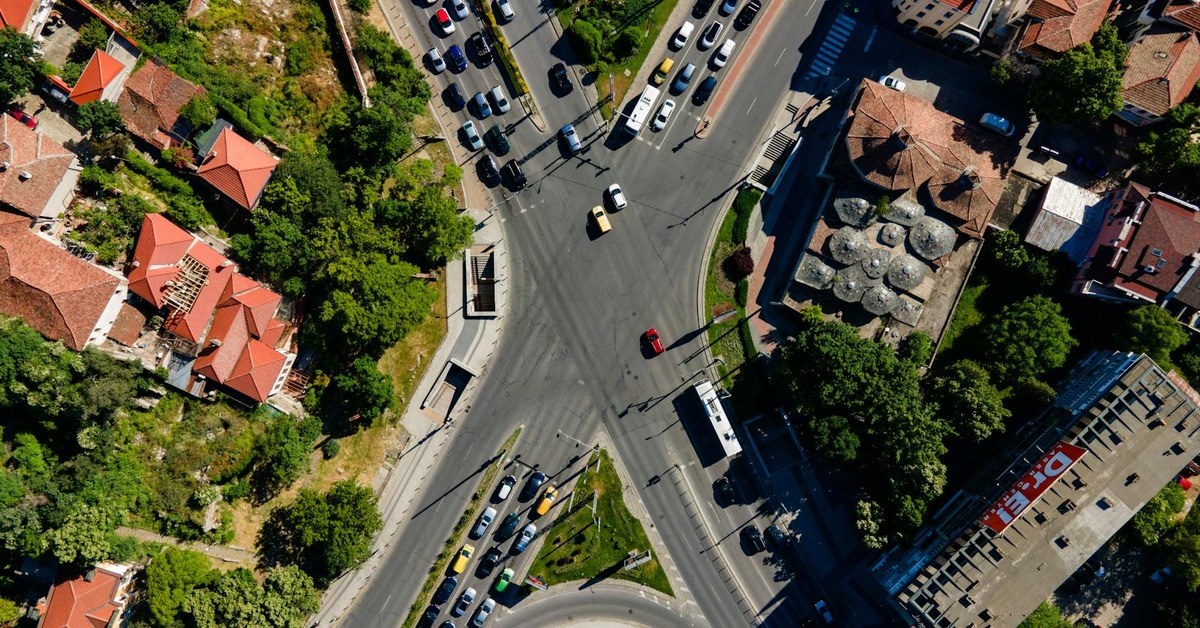 Why the Best CEOs Only Make 3 Big Decisions a Day