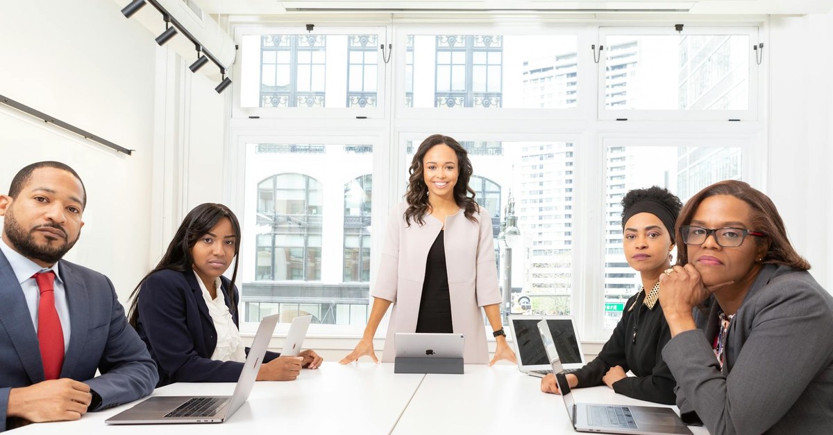 Why Monday Morning Meetings Destroy Your Week