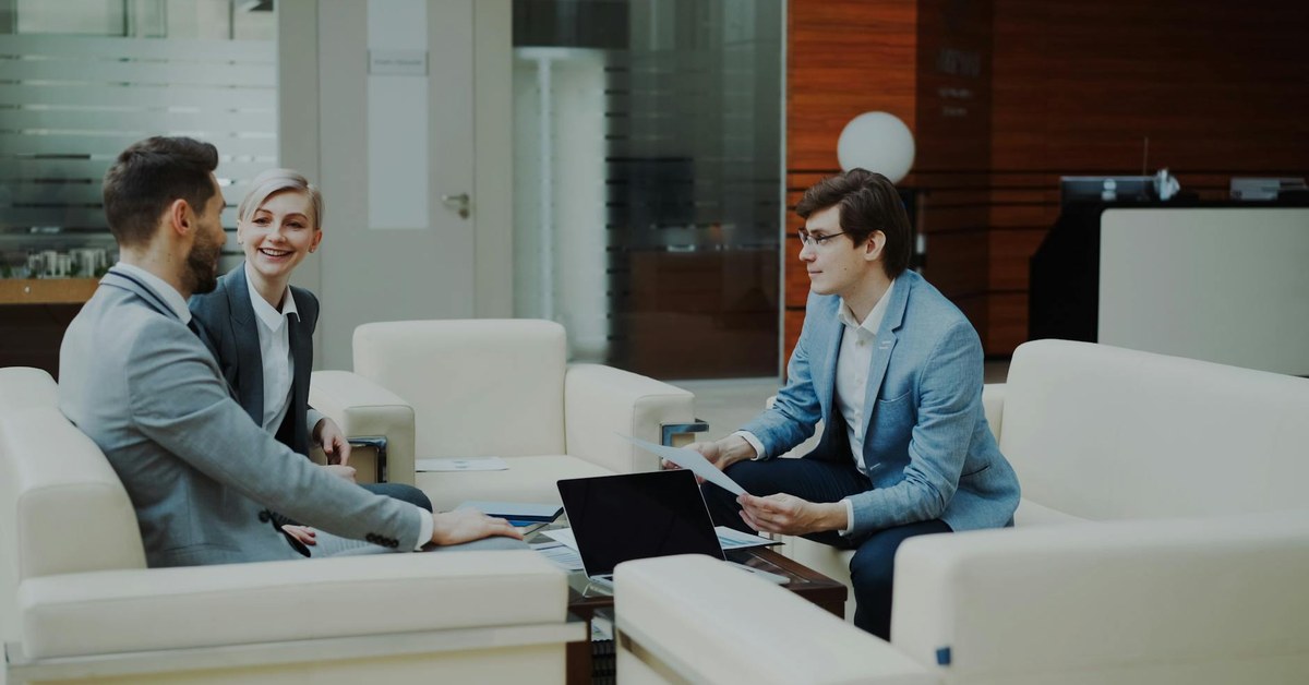 Why Your Meetings Always Start Late and Run Over
