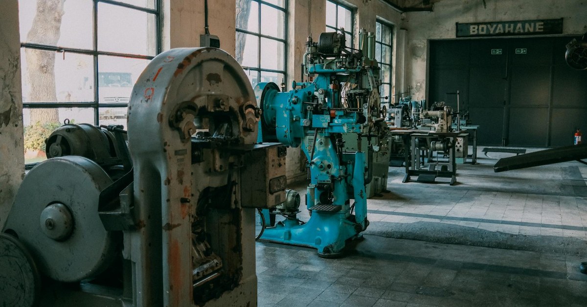 Workflow Optimisation in Manufacturing Companies: Identifying the Processes that Drain Time and Profit